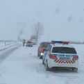 A Jász-Nagykun-Szolnok Megyei Balesetmegelőzési Bizottság tanácsai következnek a havas úton közlekedőknek